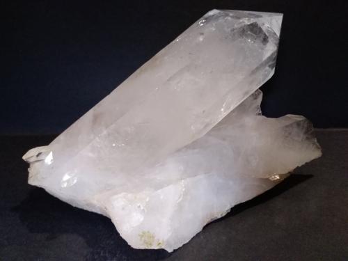 Quartz<br />Piz Regina, Lumbrein, Lumnezia, Surselva Region, Grischun (Grisons; Graubünden), Switzerland<br />17 x 10 cm<br /> (Author: Sante Celiberti)