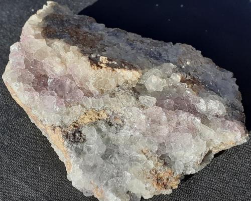 Fluorite<br />Wudun Quarry, Wuyishan, Nanping Prefecture, Fujian Province, China<br />8 x 6 cm<br /> (Author: Volkmar Stingl)