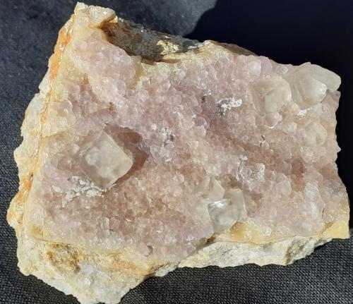 Fluorite<br />Nanshanxia Mine, Shaowu, Nanping Prefecture, Fujian Province, China<br />5 x 5 cm<br /> (Author: Volkmar Stingl)
