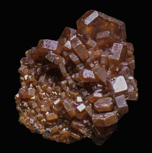 Vanadinite<br />Mibladen (distrito minero Mibladen), Midelt, Provincia Midelt, Región Drâa-Tafilalet, Marruecos<br />18 x 15 x 10 mm<br /> (Author: Rob Schnerr)