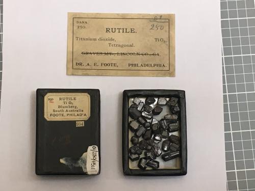 Rutile<br />Blumberg, Birdwood, Cordilleras Monte Lofty Sur, Australia Meridional, Australia<br />5 cm box<br /> (Author: Peter Farquhar)