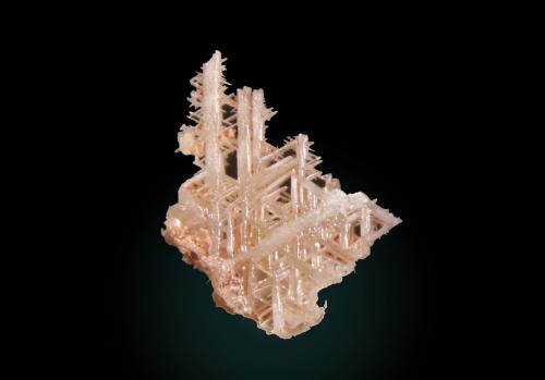 Cerussite<br />Luis Mine, "fisura de las Velas", Norte vein, Del General Mines, Cabezarrubias del Puerto, Comarca Valle de Alcudia, Ciudad Real, Castilla-La Mancha, Spain<br />22mm x 14mm x 5mm<br /> (Author: Firmo Espinar)
