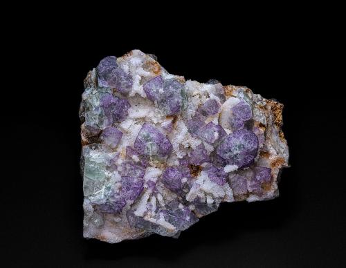 Fluorite, Quartz<br />Heson Mine (Hesson Mine), Buckskin Mountains, La Paz County, Arizona, USA<br />8.0 x 7.1 cm<br /> (Author: am mizunaka)