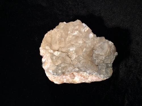 Smithsonite<br />Mina Tsumeb, Tsumeb, Región Otjikoto, Namibia<br />110 mm X 90 mm X 53 mm<br /> (Author: Robert Seitz)