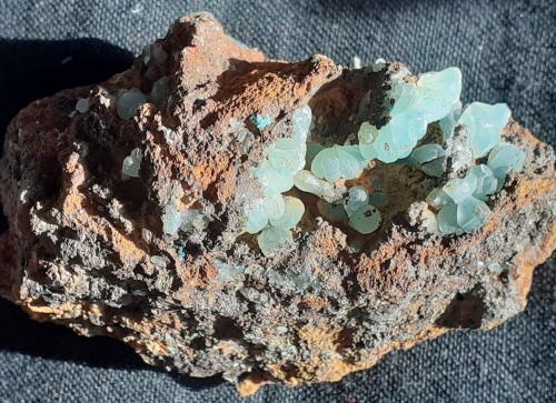 Adamite (variety cuprian)<br />Ojuela Mine, Mapimí, Municipio Mapimí, Durango, Mexico<br />5 x 3 cm<br /> (Author: Volkmar Stingl)