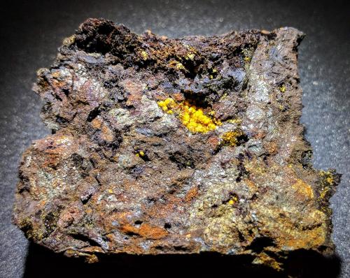 Sideronatrita<br />La Ferruginosa Mine, Cabezo de la Escucha, Cartagena, Comarca Campo de Cartagena, Region of Murcia (Murcia), Spain<br />4,2 x 4,0 cm.<br /> (Autor: Carles)