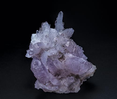 Quartz (variety amethyst)<br />Little Giant Basin, Silverton, Animas District, San Juan County, Colorado, USA<br />7.2 x 6.3 cm<br /> (Author: am mizunaka)