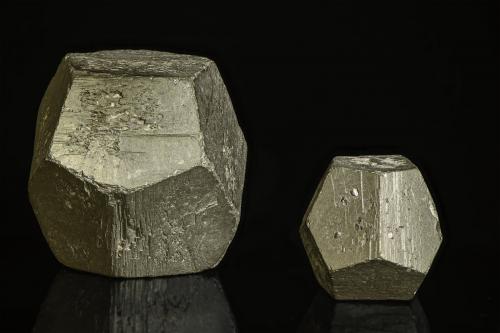 Pyrite<br />Soria, Castile and León, Spain<br />ca. 25 x 25 x 25 mm (the biggest)<br /> (Author: Rob Schnerr)