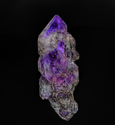 Quartz (variety amethyst), Quartz (variety smoky)<br />Little Gem Mine, Boulder Batholith, Jefferson County, Montana, USA<br />8.8 x 3.3 cm<br /> (Author: am mizunaka)