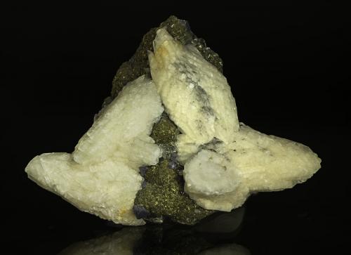 Calcite, Marcasite, Galena<br />Joplin Field, Tri-State District, Jasper County, Missouri, USA<br />115 x 85 x 37 mm<br /> (Author: Rob Schnerr)