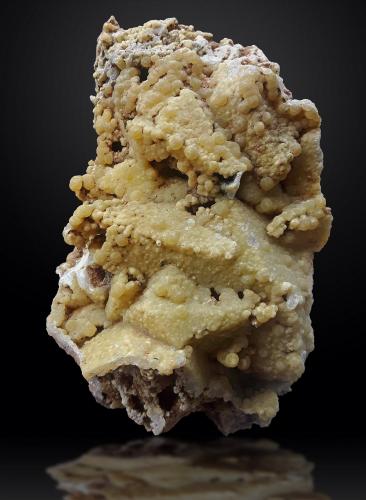 Smithsonita pseudomorfica de Calcita<br />Minas de Merodio Este, Merodio, Peñamellera Baja, Comarca Oriente, Principado de Asturias (Asturias), España<br />130x90 mm<br /> (Autor: joaquin gar)
