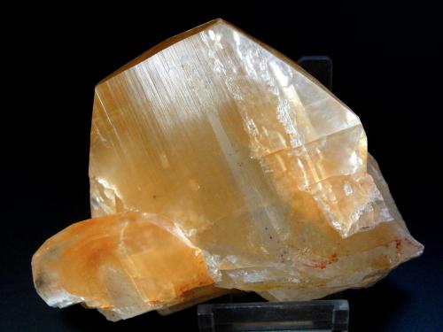 Calcita<br />Canteras de mármol, Estremoz, Distrito Évora, Província Alentejo Central, Región Alentejo, Portugal<br />10 x 8 cm.<br /> (Autor: Antonio P. López)