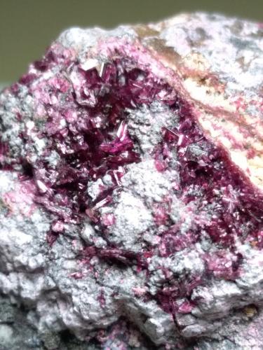 Erythrite<br />Mina Monte Narba, San Vito, Monte Narba, Provincia Sud Sardegna, Cerdeña/Sardegna, Italia<br />41 x 30 mm<br /> (Author: Sante Celiberti)