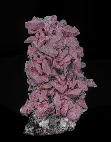 Rhodochrosite, Quartz, Calcite, Pyrite<br />Pachapaqui mining district, Pachapaqui, Aquia District, Bolognesi Province, Ancash Department, Peru<br />13.3 x 7.8 cm<br /> (Author: am mizunaka)