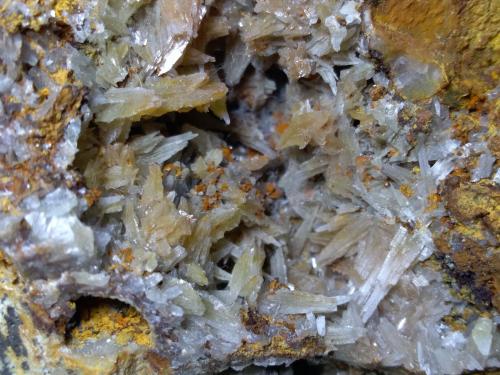 Cerusita<br />Monteponi Mine, Iglesias, Sud Sardegna Province, Sardinia/Sardegna, Italy<br />88 x 78 mm<br /> (Autor: Sante Celiberti)