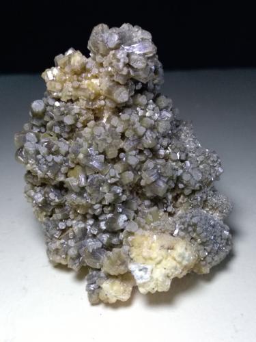 Pyromorphite<br />Roughton Gill, Caldbeck Fells, Allerdale, former Cumberland, Cumbria, England / United Kingdom<br />62 x 57 mm<br /> (Author: Sante Celiberti)