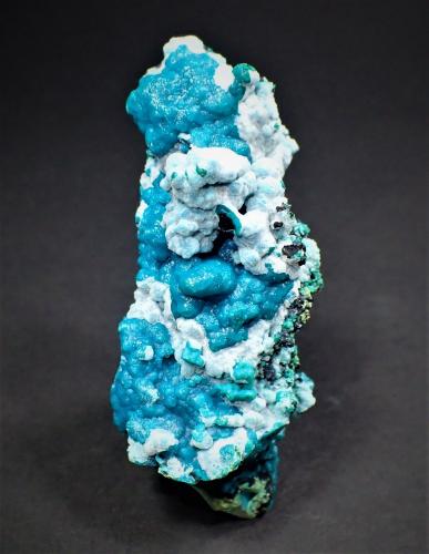 Chrysocolla, Quartz<br />Tentadora Mine, Ullpac Mountain, Huancano District, Pisco Province, Ica Department, Peru<br />65 mm x 27 mm x 26 mm<br /> (Author: Don Lum)