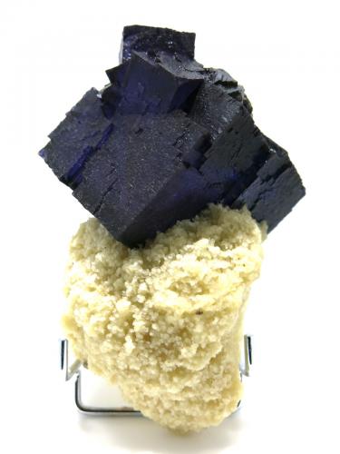 Fluorite with Sphalerite on Baryte<br />Elmwood Mine, Carthage, Central Tennessee Ba-F-Pb-Zn District, Smith County, Tennessee, USA<br />6 X 7 cm main crystal of fluorite<br /> (Author: Jean Suffert)