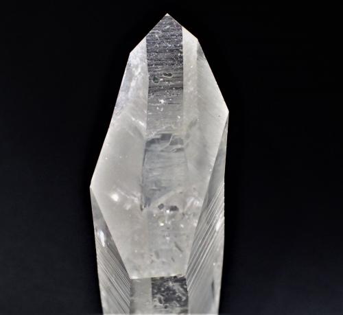 Quartz<br />Collier Creek Mine, Mount Ida, Montgomery County, Arkansas, USA<br />130 mm x 44 mm x 35 mm<br /> (Author: Don Lum)