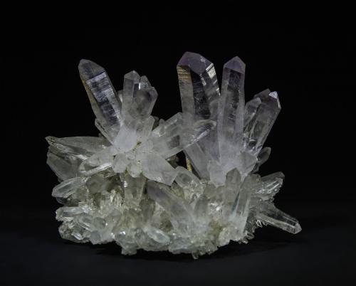 Quartz<br />Piedra Parada (Las Vigas), Municipio Tatatila, Veracruz (Veracruz de Ignacio de la Llave), Mexico<br />42 x 30 x 32 mm<br /> (Author: Rob Schnerr)