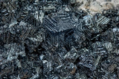 Magnetite<br />Zgounder Mine, Jebel Siroua, Taroudant Province, Souss-Massa Region, Morocco<br />Crystals of about 0.7 x 0.7 cm<br /> (Author: Jordi Fabre)