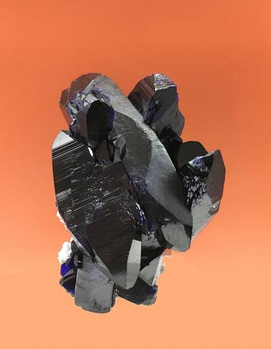 Azurite<br />Mina Milpillas, Cuitaca, Municipio Santa Cruz, Sonora, México<br />6.5 x 4 cm, the longest crystal 4.5 cm<br /> (Author: Jean Suffert)