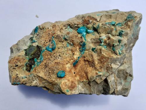 Chrysocolla, Malachite, Dolomite, Tetraedrite-Group<br />Ringenwechsel Mining District, Troi, District Schwaz, Inn Valley, North Tyrol, Tyrol/Tirol, Austria<br />15 x 10 cm<br /> (Author: Volkmar Stingl)
