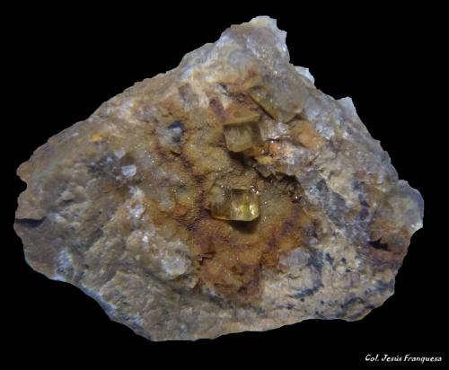 Fluorita.<br />Mina María Magdalena (Mina Santiago), Lo Fangar (Els Solans) / La Font del Metge, Ulldemolins, Comarca Priorat, Tarragona, Cataluña / Catalunya, España<br />25x25 mm.<br /> (Autor: Jesus Franquesa Baucells)