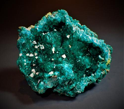 Dioptase, Calcite<br />Renéville, Kindanba District, Pool Department, Republic of the Congo<br />76 mm x 71 mm x 40 mm<br /> (Author: Don Lum)