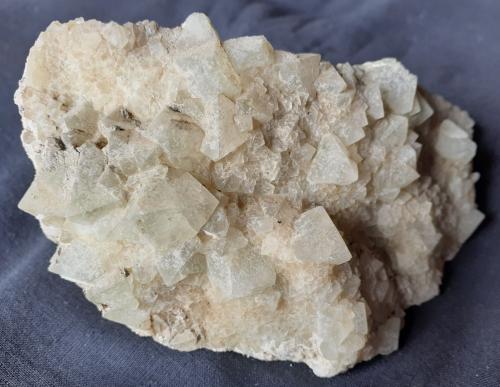 Fluorite<br />Hirschau Quarry, Böckstein, Bad Gastein, St. Johann im Pongau, Hohe Tauern, Salzburg, Austria<br />11 x 6 cm<br /> (Author: Volkmar Stingl)