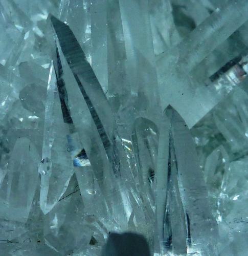 Cuarzo (variedad cristal de roca)<br />Bashir, Banja, Distrito Kullu, Himachal Pradesh, India<br />9 x 5,5 cm.<br /> (Autor: javier ruiz martin)