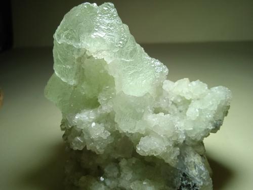 Fluorite, Calcite<br />Xianghuapu Mine, Xianghualing Sn-polymetallic ore field, Linwu, Chenzhou Prefecture, Hunan Province, China<br />82 x 80 mm<br /> (Author: Sante Celiberti)
