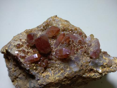 Quartz<br />Monte Maria, Domus de Maria, Provincia Sud Sardegna, Cerdeña/Sardegna, Italia<br />77 x 54 mm<br /> (Author: Sante Celiberti)