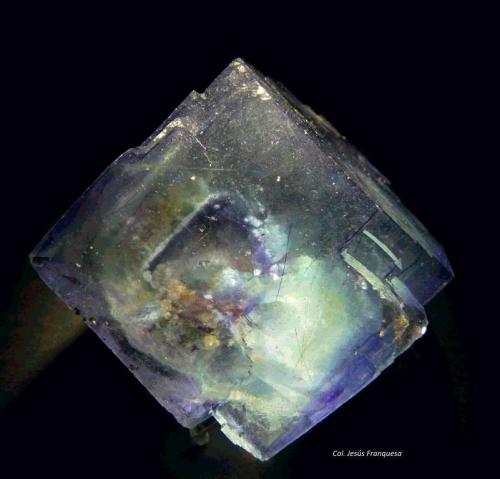 Fluorita.<br />Mina Shangbao, Leiyang, Prefectura Hengyang, Provincia Hunan, China<br />60x60 mm.<br /> (Autor: Jesus Franquesa Baucells)