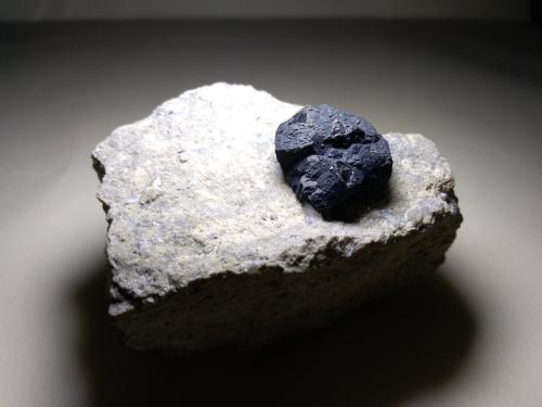 Sphalerite<br />Pfannenberger Einigkeit Mine, Salchendorf, Neunkirchen, Siegen-Wittgenstein District, Arnsberg, North Rhine-Westphalia/Nordrhein-Westfalen, Germany<br />79 x 66 mm<br /> (Author: Sante Celiberti)
