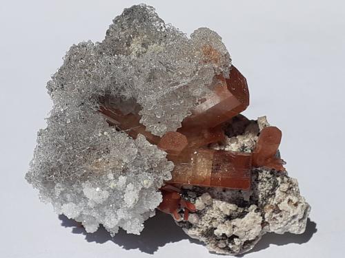 Topaz, Opal (var. Hyalite)<br />Veronica Mine, El Copetillo, Municipio Villa García, Zacatecas, Mexico<br />4 x 3 cm<br /> (Author: Volkmar Stingl)