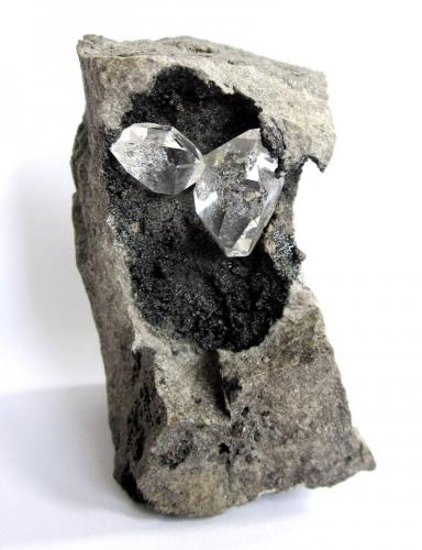 Quartz<br />Ace of Diamonds Mine, Middleville, Town of Newport, Herkimer County, New York, USA<br />Specimen height 6 cm, crystals 17 & 11 mm<br /> (Author: Tobi)