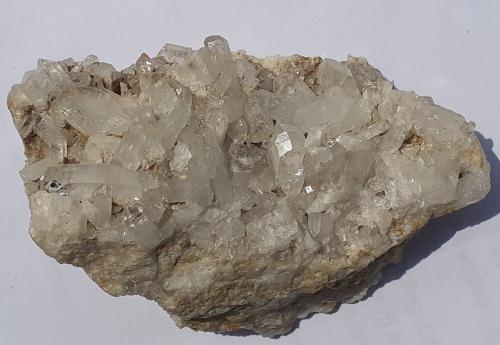 Quartz, Albite<br />Klammalm, Navis, Innsbruck-Land District, North Tyrol, Tyrol/Tirol, Austria<br />7 x 4 cm<br /> (Author: Volkmar Stingl)