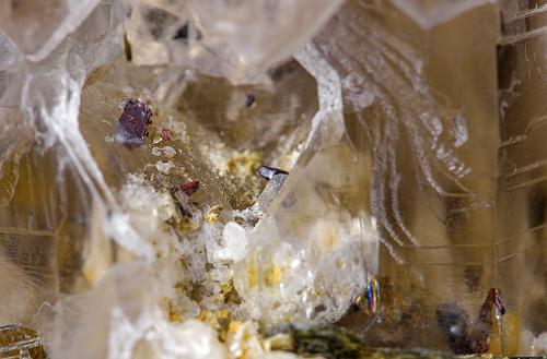 Quartz (variety smoky quartz), Rutile<br />Rist Mine, Hiddenite, Alexander County, North Carolina, USA<br /><br /> (Author: am mizunaka)