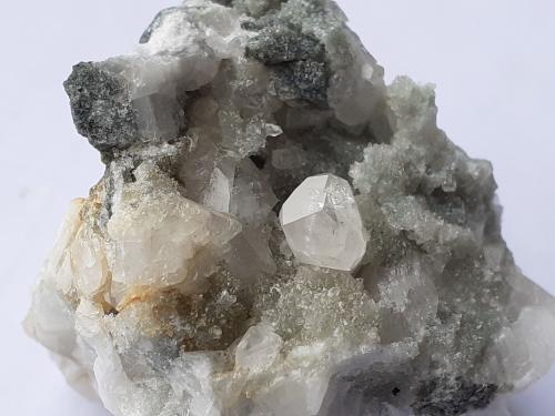 Calcite, Quartz<br />Cangchuanlong #1 tunnel (construction site), Jianyang, Nanping Prefecture, Fujian Province, China<br />4 x 3 cm<br /> (Author: Volkmar Stingl)