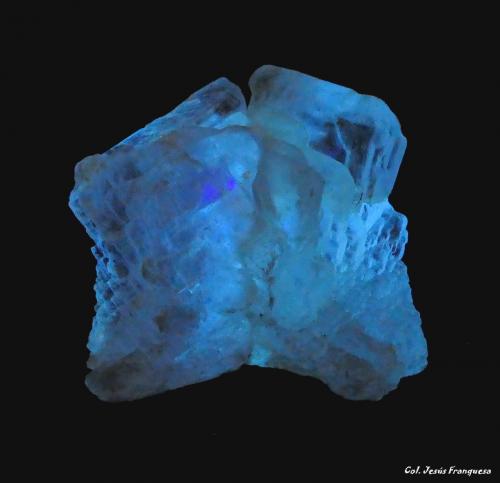 Yeso<br />Guixera de l´Oller Quarry (Collsuspina Gypsum Quarry), Collsuspina to Tona road, Collsuspina, Comarca Moianès, Barcelona, Catalonia / Catalunya, Spain<br />83x80 mm.<br /> (Autor: Jesus Franquesa Baucells)