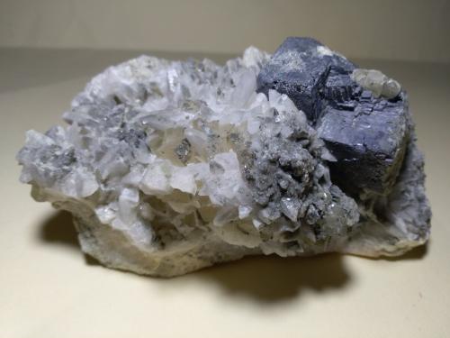 Galena, Fluorite, Calcite, Marcasite<br />Mina Muscadroxius-Genna Tres Montis, Silius, Provincia Sud Sardegna, Cerdeña/Sardegna, Italia<br />13 x 7,5 cm<br /> (Author: Sante Celiberti)