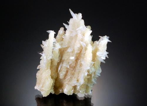 Colemanite on Calcite<br />Boron, Kramer District (Kramer Borate District), Kern County, California, USA<br />4.6 x 3.6 cm<br /> (Author: Michael Shaw)