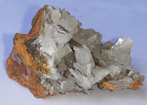 Hemimorphite<br />Ojuela Mine, Mapimí, Municipio Mapimí, Durango, Mexico<br />4 x 2,5 cm<br /> (Author: Volkmar Stingl)