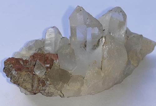 Quartz, limonit after Pyrite<br />Samnaun, Müstair Valley, Engadin Valley, Grischun (Grisons; Graubünden), Switzerland<br />5,5 x 3 cm<br /> (Author: Volkmar Stingl)