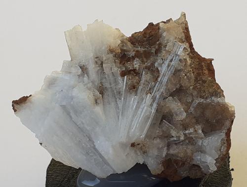 Aragonite<br />Magnesite deposit, Bürglkopf, Hochfilzen, Kitzbühel District, North Tyrol, Tyrol/Tirol, Austria<br />3 x 2,5 cm<br /> (Author: Volkmar Stingl)