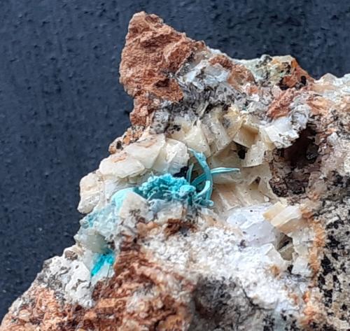 Malachite<br />Ringenwechsel Mining District, Troi, District Schwaz, Inn Valley, North Tyrol, Tyrol/Tirol, Austria<br />3,5 x 2,5 cm<br /> (Author: Volkmar Stingl)