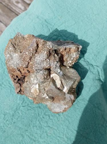 marcasite / pyrite<br />Cantera Rensselaer, Rensselaer, Marion, Condado Jasper, Indiana, USA<br />100 MM X 90 MM X 73 MM<br /> (Author: R Saunders)
