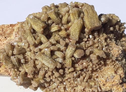 Pyromorphite<br />Santa Eufemia, Comarca Los Pedroches, Córdoba, Andalucía, España<br />5 x 3 cm<br /> (Author: Volkmar Stingl)