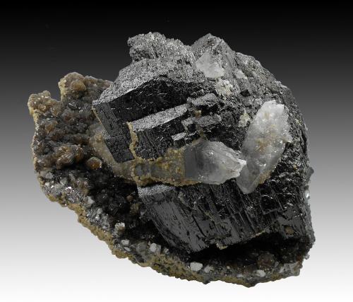 Ferberite, Muscovite, Quartz and Siderite<br />Minas da Panasqueira, Aldeia de São Francisco de Assis, Covilhã, Castelo Branco, Cova da Beira, Centro, Portugal<br />16 cm x 14 cm x 10 cm<br /> (Author: silvia)